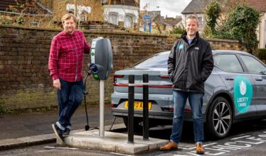 Pure-electric car sales show YOY increase despite overall drop in registrations
